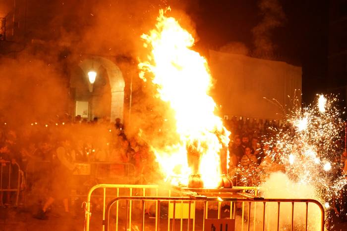 Piroteknia eta su artean agu 44 1756714203273