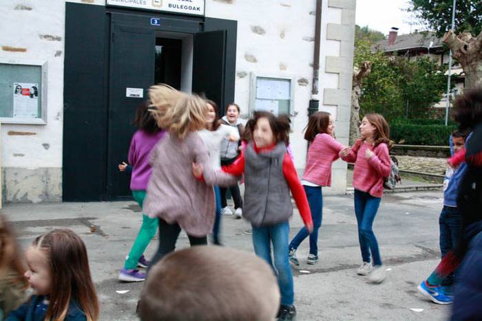 Aiarako Euskararen Asteburua 69 1508869972120