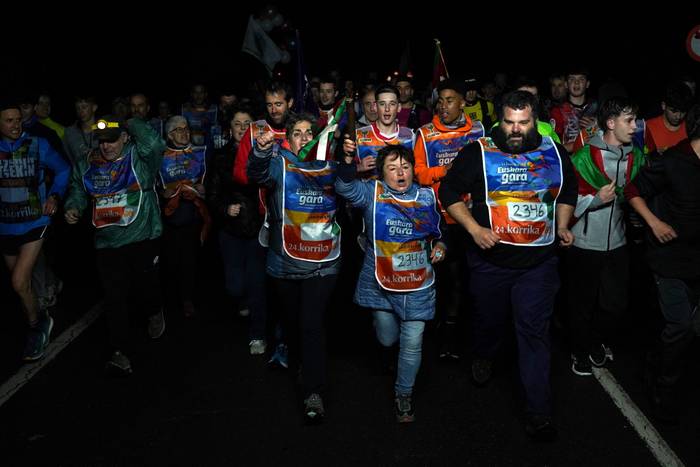 Ehunka lagun atera ditu Korr 126 1774607565139