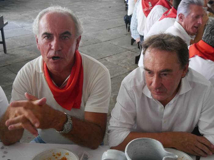 Belaunaldi anitzetako 330 Ko 77 1661699336260