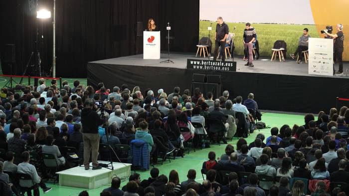 Sustrai Colina gailendu da A 45 1511123932638