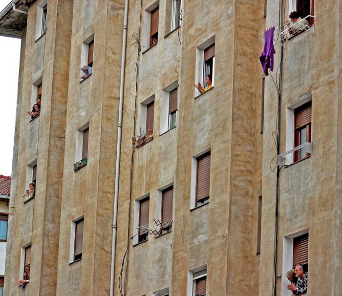 Larrazabal auzunean komunita 21 1588419323407