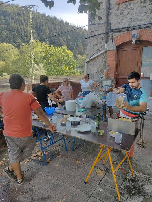 Bi eguneko festa egin dute A 41 1758574730924