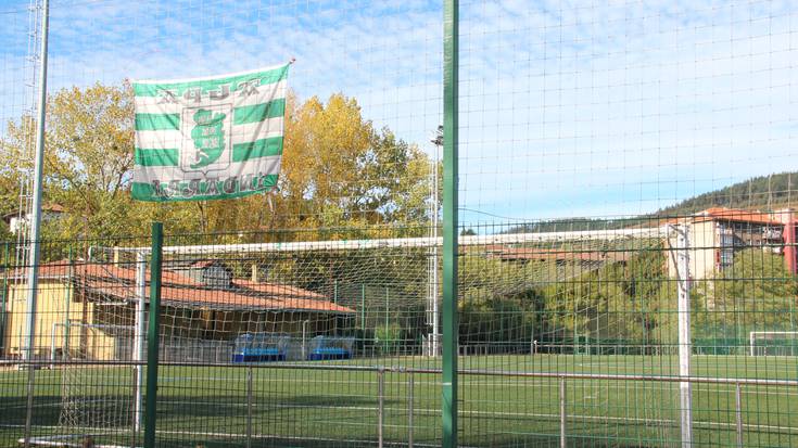 Aho batez arbuiatu dituzte asteburuko futbol partidako irain arrazistak Arrankudiagako EH Bilduk eta EAJk