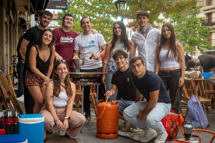 Paella txapelketarekin berot 21 1756728261220