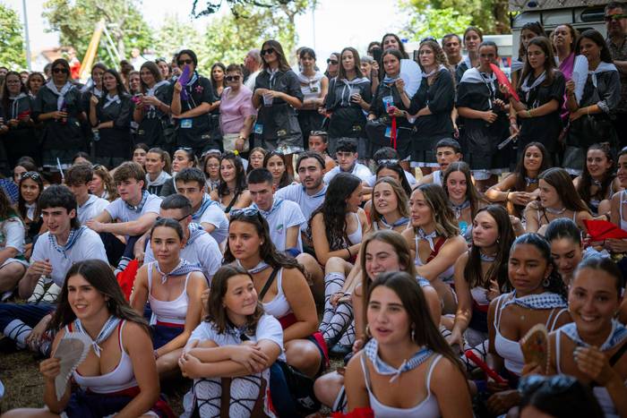 Amurrioko Kuadrillek ate jok 44 1755001123560