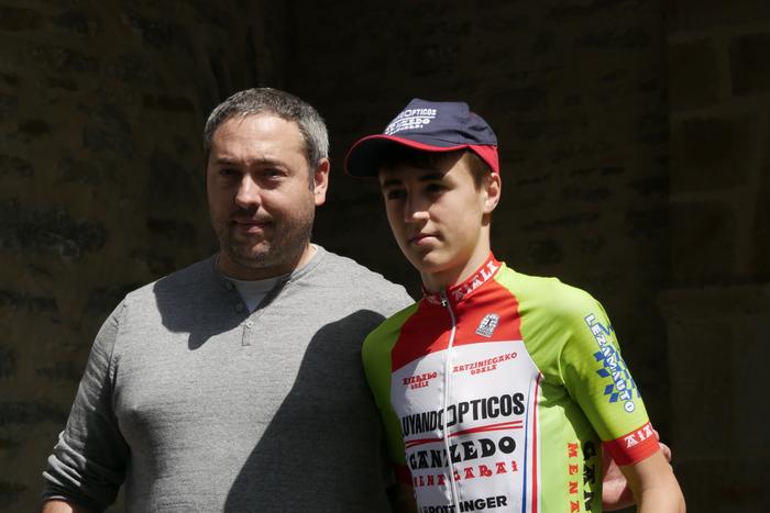 Kirolak eta umeen jarduerek  27 1777117255747