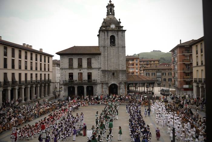 Hezkuntza komunitateak eman  5 1777063519365