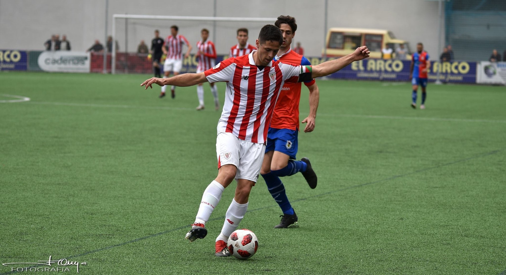 Eibar klubak Asier Benito fitxatu du 