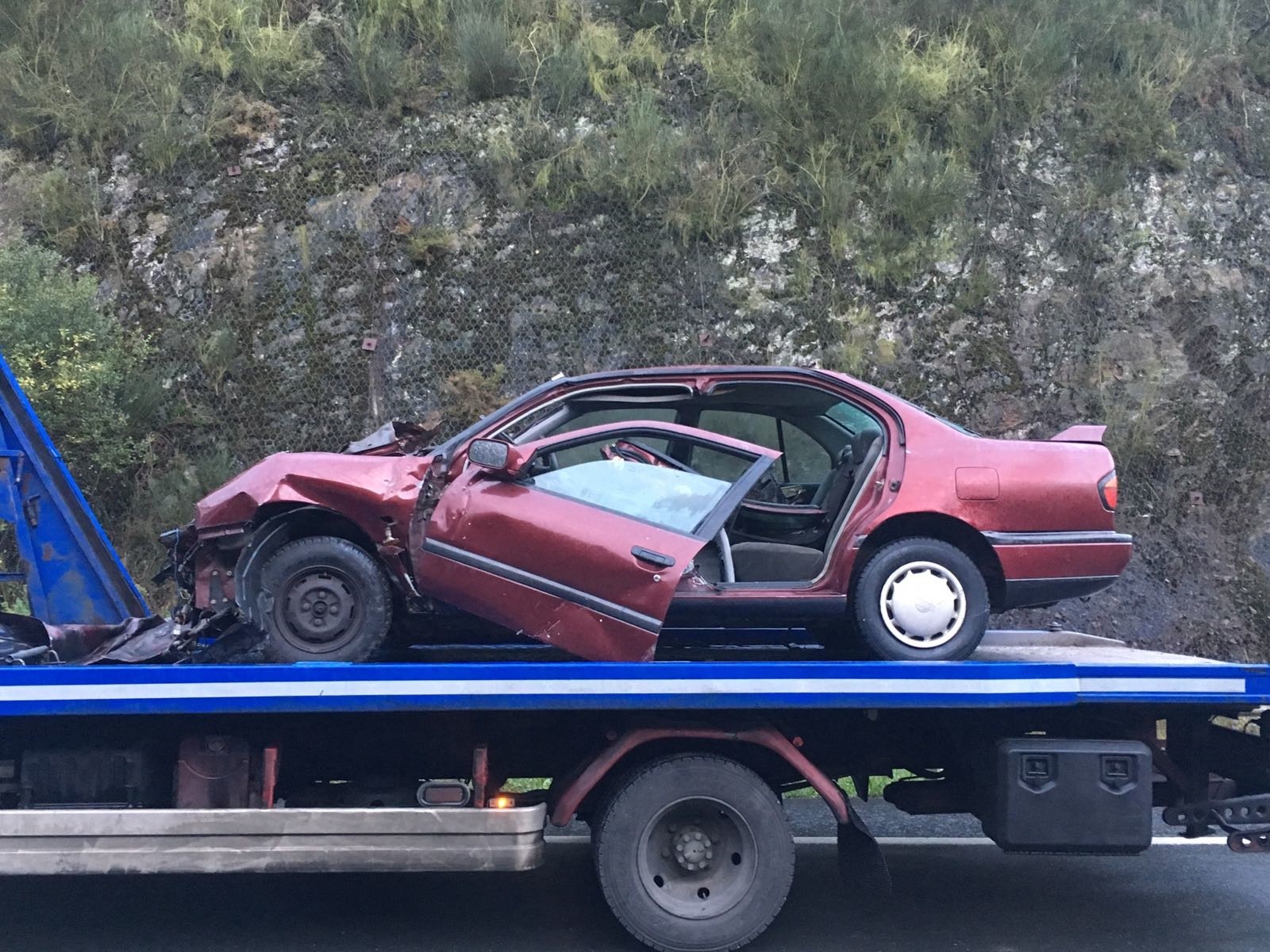 Auto ilarak A-625 errepidean Arrankudiagan istripu baten ondorioz