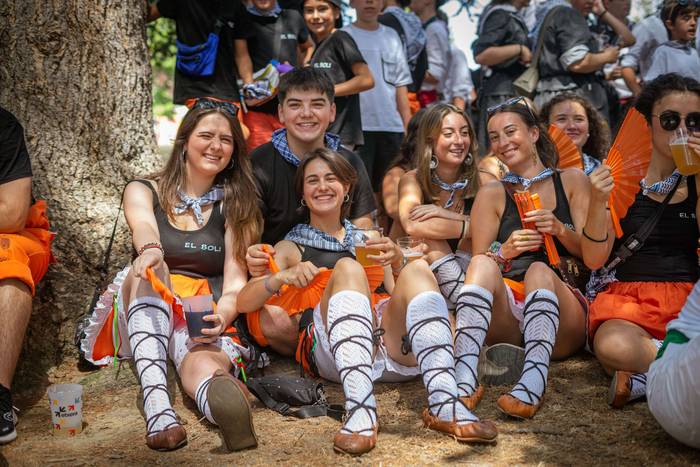 Amurrioko Kuadrillek ate jok 9 1755001053544