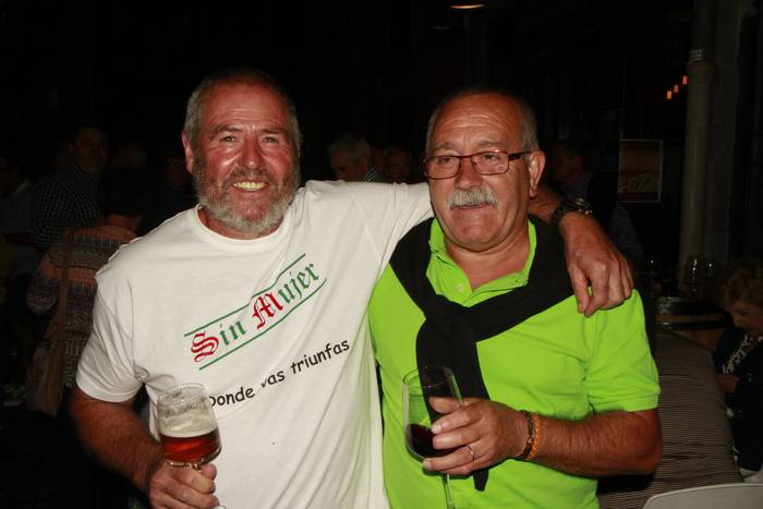 Morrillon lagun, joko artean 20 1502906185277