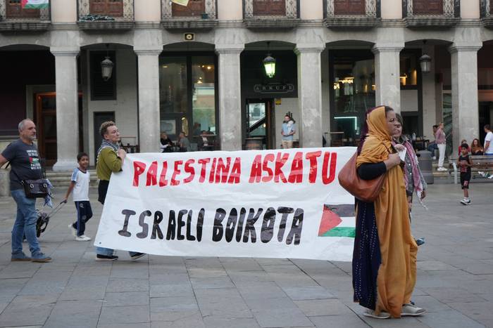 Giza katea osatu dute Gazako 2 1759863751191