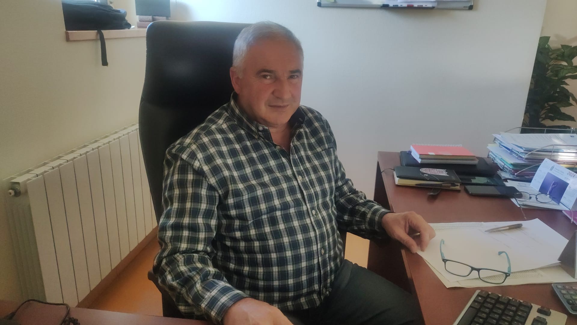 “Zuhatzako herriak eskatzen duena da trafiko astuna egokiagoak diren beste errepideetara desbideratu dadila”