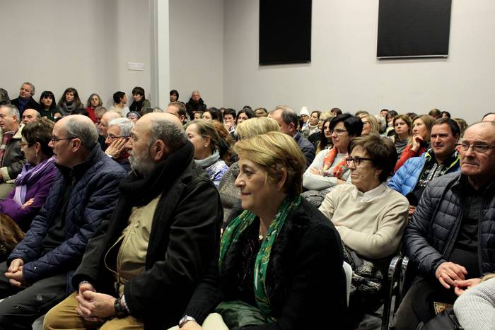 Maria Luisa Goikoetxeak Alho 9 1485178597815