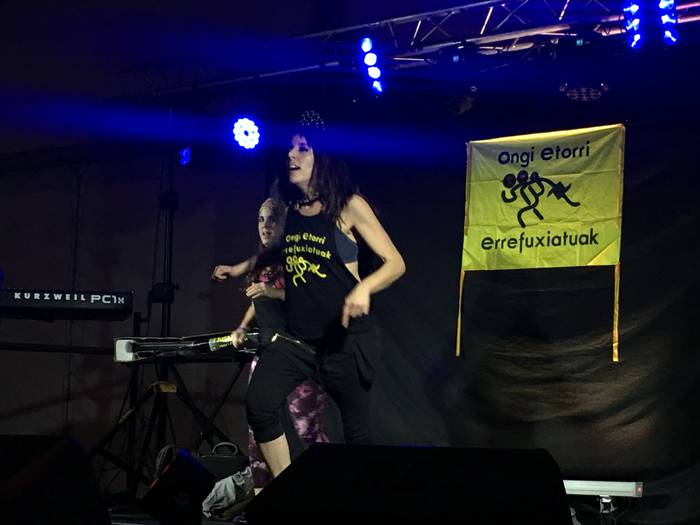 Errefuxiatuen aldeko jaia