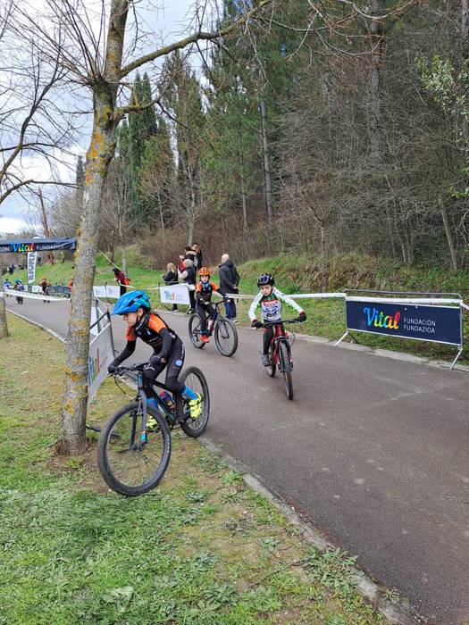 140 umek parte hartu zuten a 26 1772319186698