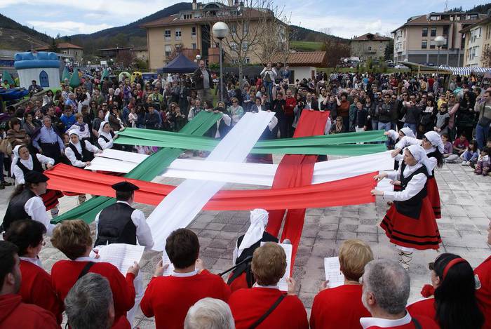 Baserri Azokaren edizio berria ospatuko dute igandean Okondon