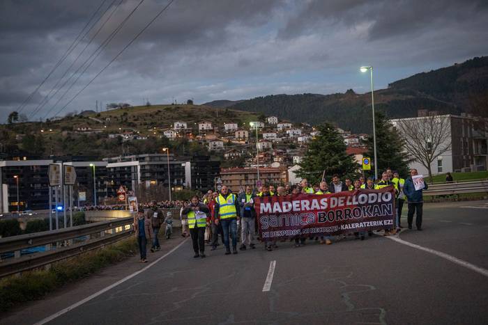 Fabrika barrura eraman dute  13 1769714923081