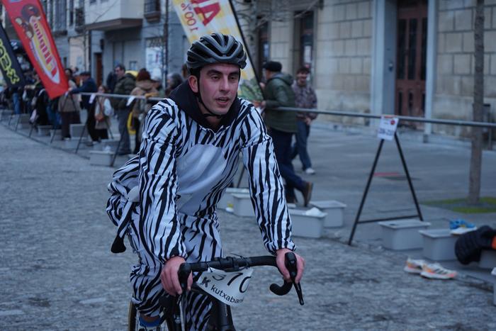 400 kirolarik parte hartu zu 171 1767283108264