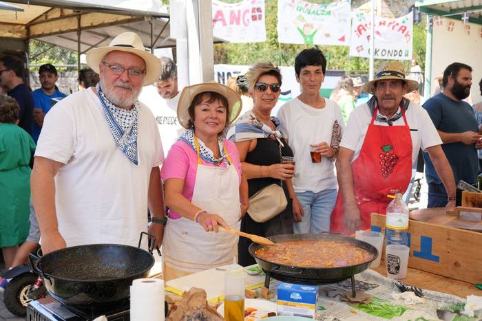 Paella txapelketarekin eta K 10 1755976606484