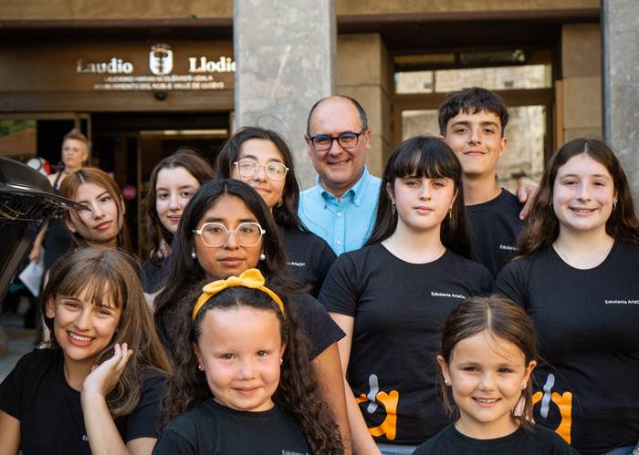 “Ikuskizun hutsa izango da pregoia, ez dugu ezertxo ere ez irakurriko”