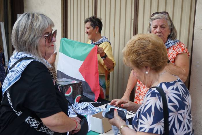 Danbor, buruhandi, dantza et 35 1758311911367