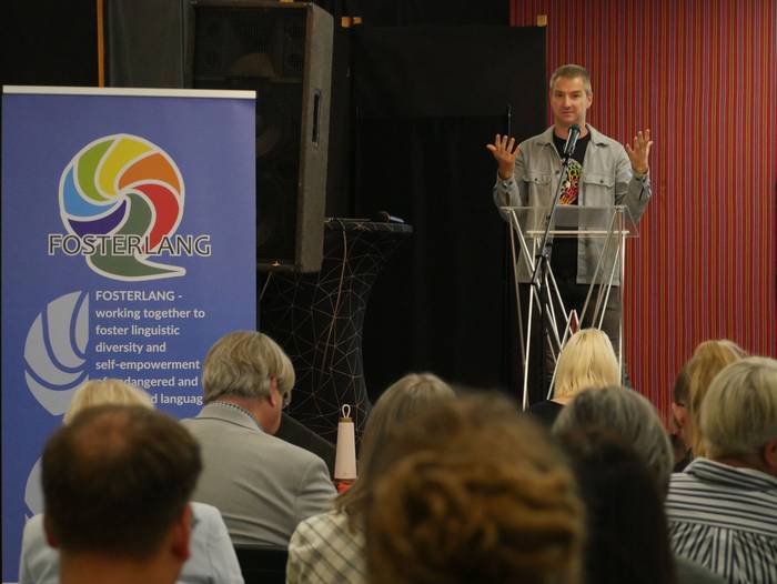 Eletik alera, Europako hizku 71 1759330628456