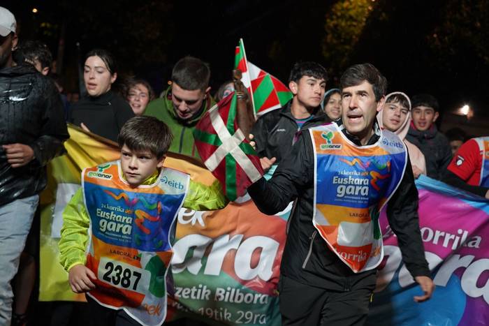 Aldarrikapenez eta pirotekni 134 1774615578495