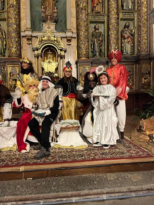 Hiru Errege Magoek ilusioz b 104 1767729415126