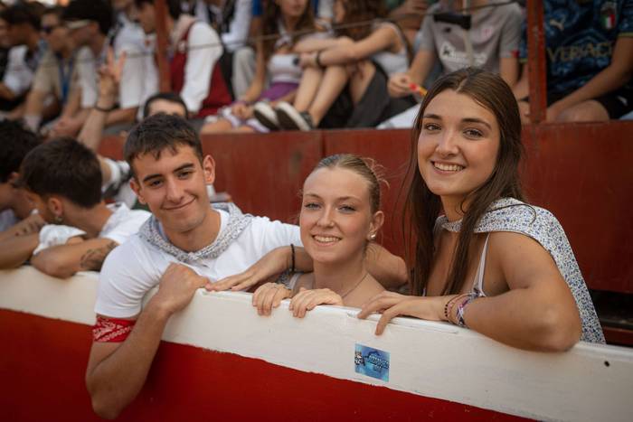 Zezen plaza lepo Muturreko H 19 1756414585149