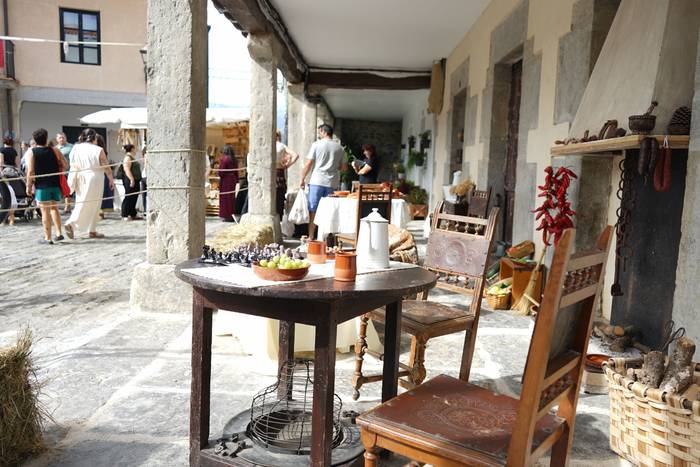 Jendez beteta itzuli da Artz 13 1758400031296