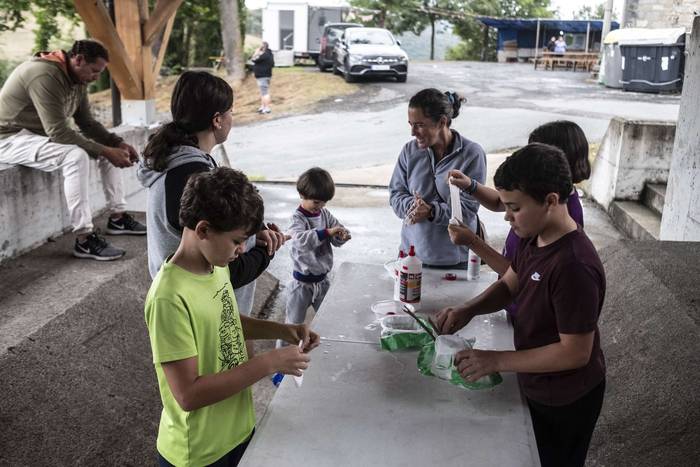 Auzolanean eta festa-giroan  35 1756712688736