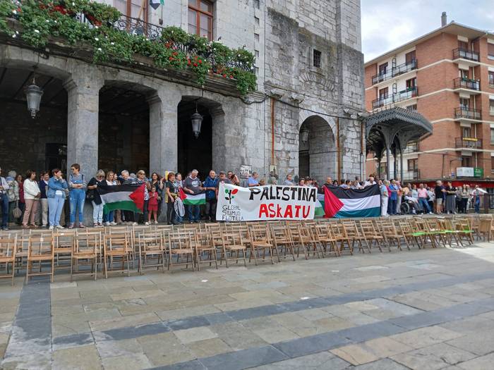 Gazako bidean erasotutako Su 2 1759783392113