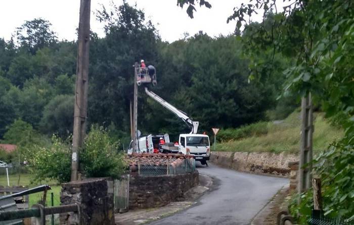 Herriko argiak aldatzen ari dira LED sistema erabili dezaten