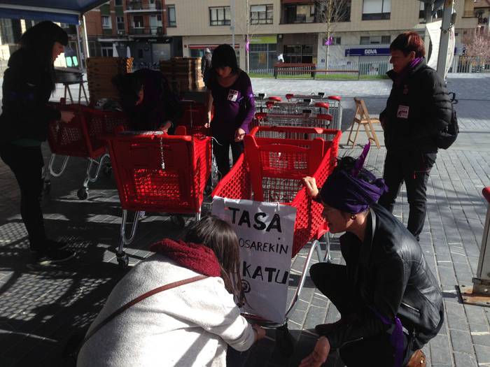 Greba feministaren goizeko t 118 1520519489978