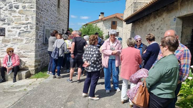 Menoioko jaiak ospatu dituzte jadanik