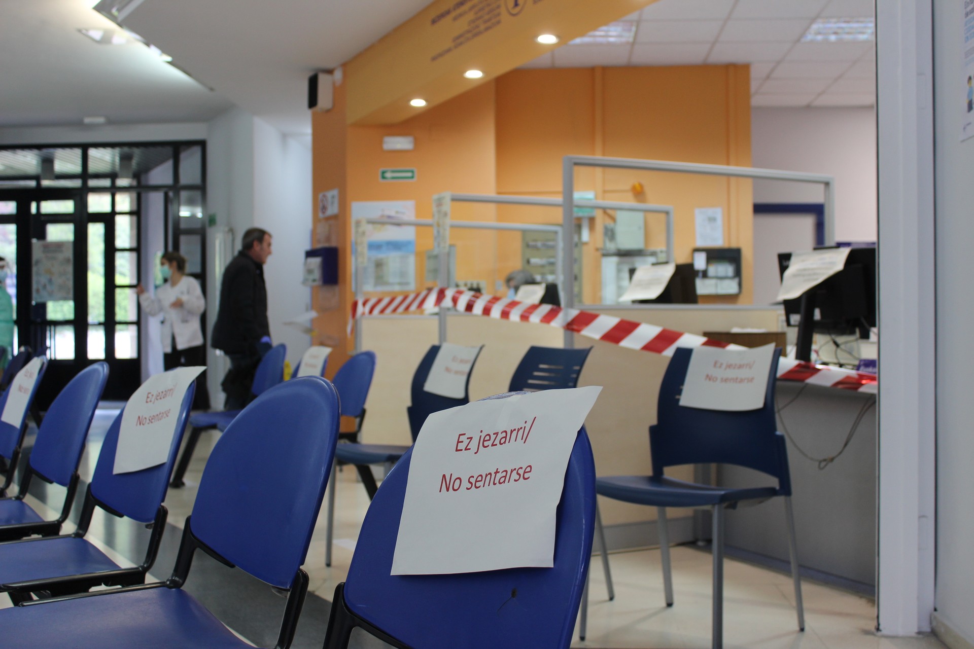 %120 hazi ziren atzo koronabirus positibo berriak eskualdean