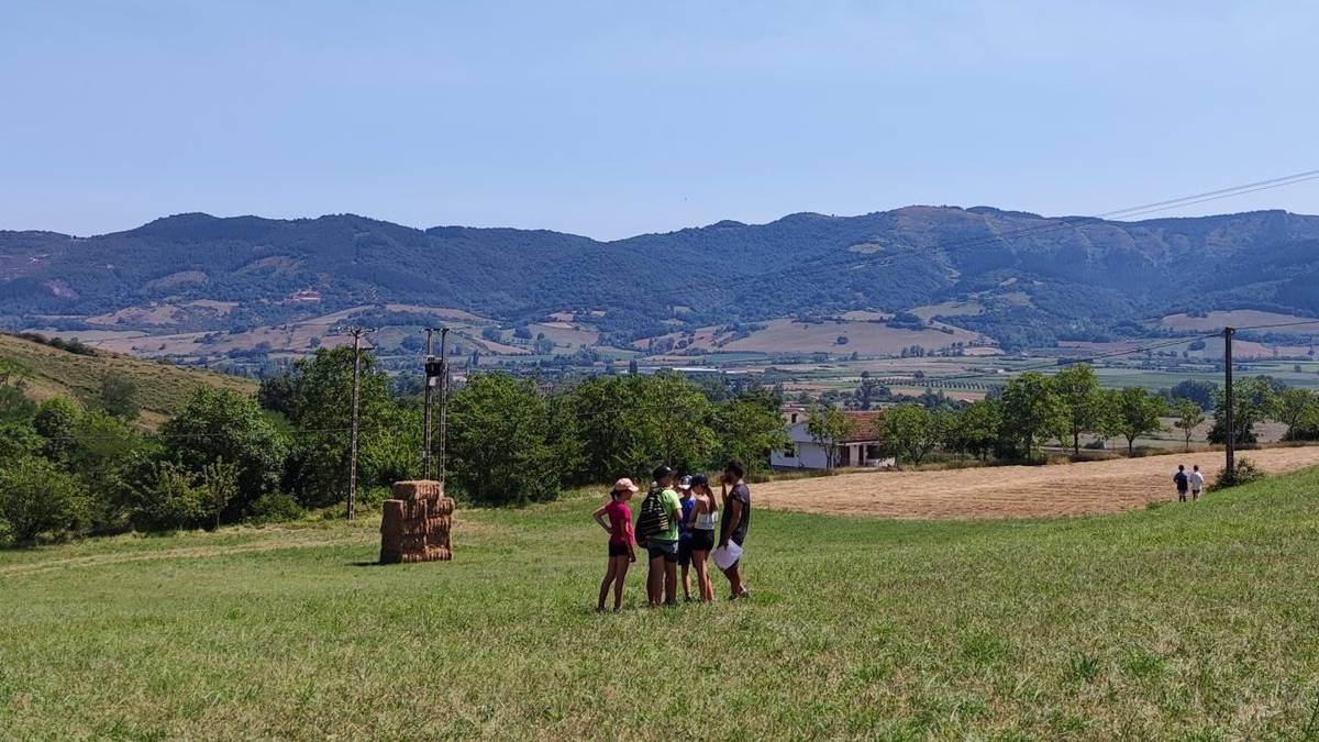 'Udan Euskaraz' programarako begirale aritzeko aukera Urduñan