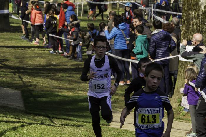 Umeek eta gurasoek bete zute 143 1519653522347