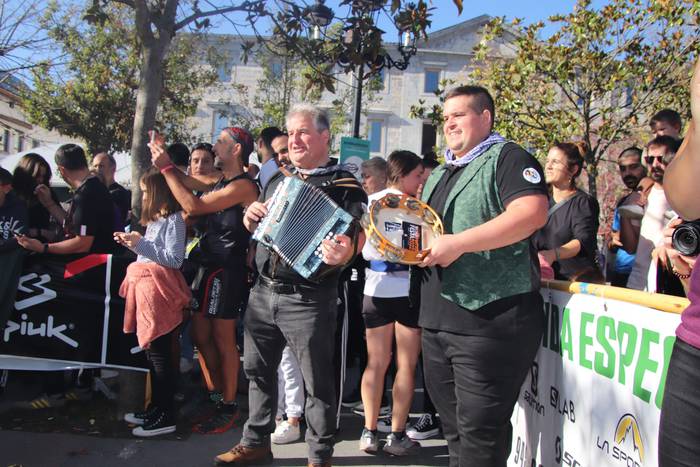 Eguraldia eta lainopila lagu 144 1668424095814