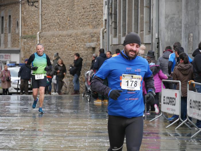 Ehunka lasterkarik bete dute 300 1549206776559