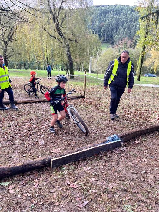 Ellakuri zirkuitu labainkorr 65 1763998031915