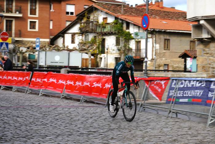 Giro itzela sorrarazi du Oro 19 1763227490627