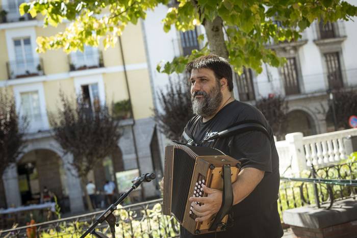 Koroatze jaien erritmora ema 29 1757162212144