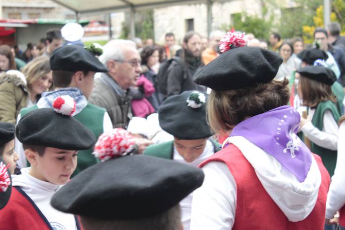 Danbor-hotsak, barraskilo ka 27 1524945363284