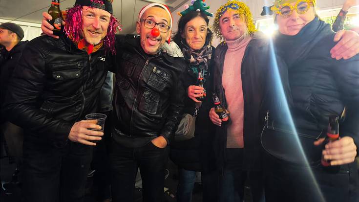 Parrandan murgilduta aldez aurretik esan diote agur urteari Urduñan