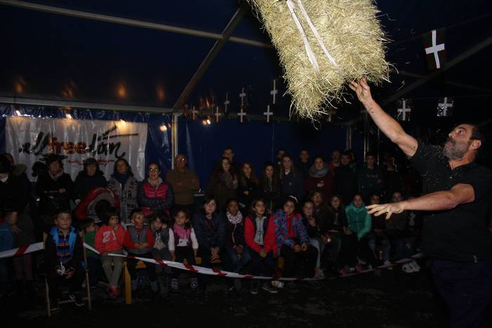 Goizetik gauera arte luzatu  14 1510556069915