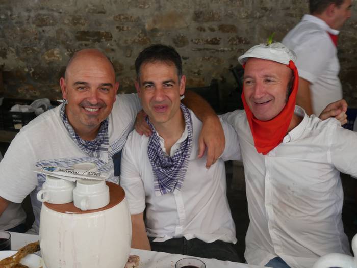 Belaunaldi anitzetako 330 Ko 163 1661699482815