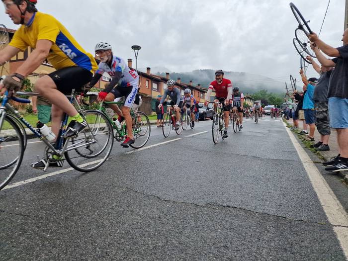 La Karpy martxak kolorez bet 95 1686610875310